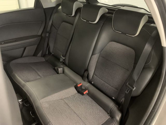 RENAULT Captur usata, con Controllo automatico clima
