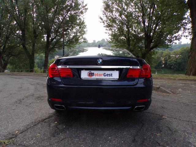 BMW 740 usata, con Sensori di parcheggio posteriori