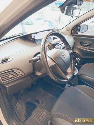 LANCIA Ypsilon usata, con Sedile posteriore sdoppiato