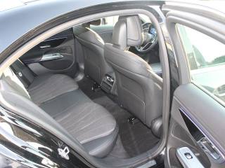 MERCEDES-BENZ E 220 usata, con ESP