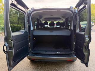 FIAT Doblo usata, con USB