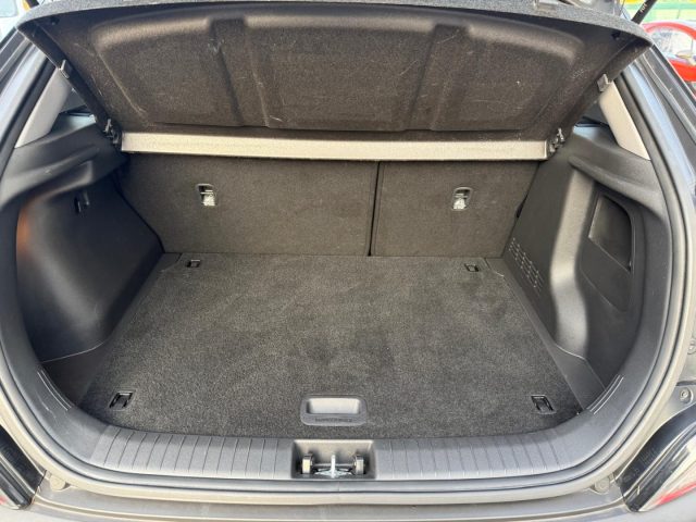 HYUNDAI Kona usata 24