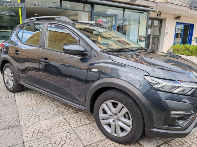 DACIA Sandero usata, con Fari LED