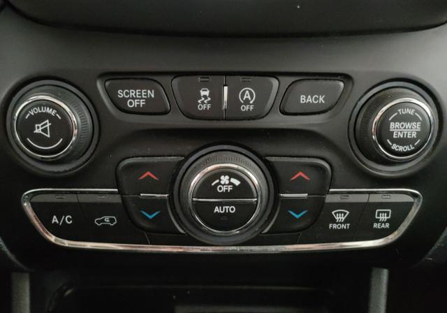 JEEP Cherokee usata, con Vetri oscurati
