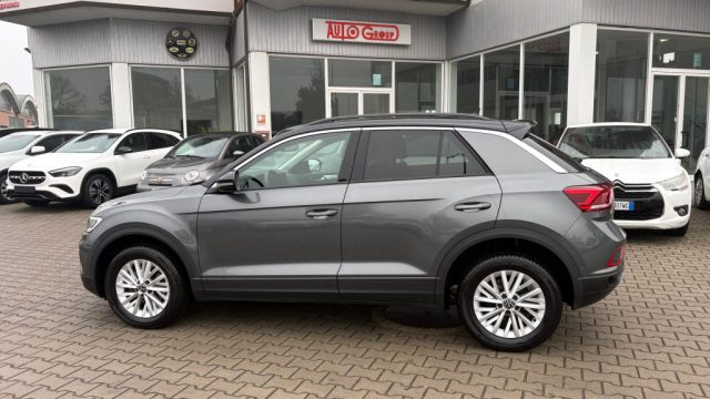 VOLKSWAGEN T-Roc usata, con Autoradio