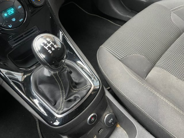 FORD Fiesta usata, con Servosterzo