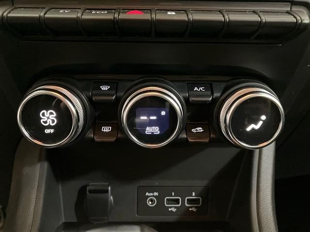 RENAULT Captur usata 19