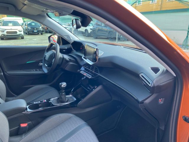 PEUGEOT 2008 usata, con Servosterzo
