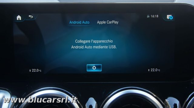 MERCEDES-BENZ GLB 200 usata, con Specchietti laterali elettrici