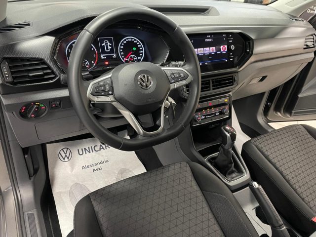 VOLKSWAGEN T-Cross usata, con USB
