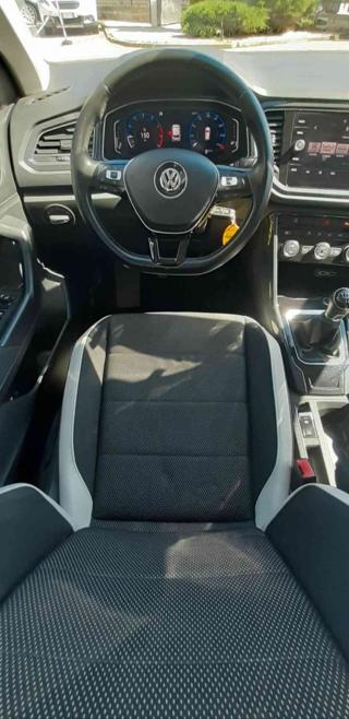 VOLKSWAGEN T-Roc usata 34