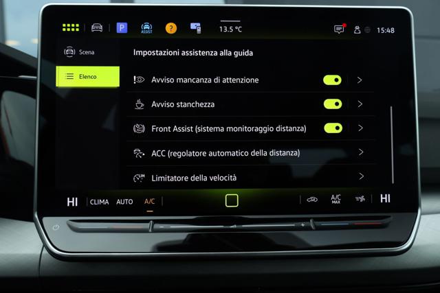 VOLKSWAGEN Golf usata, con Autoradio digitale