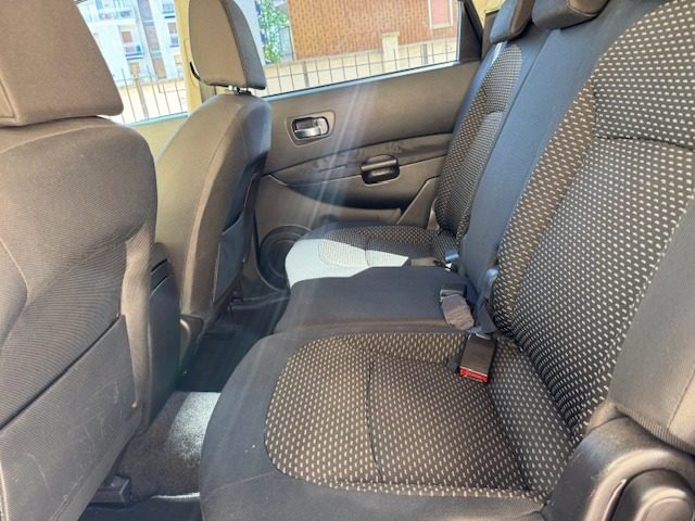 NISSAN Qashqai+2 usata, con ESP