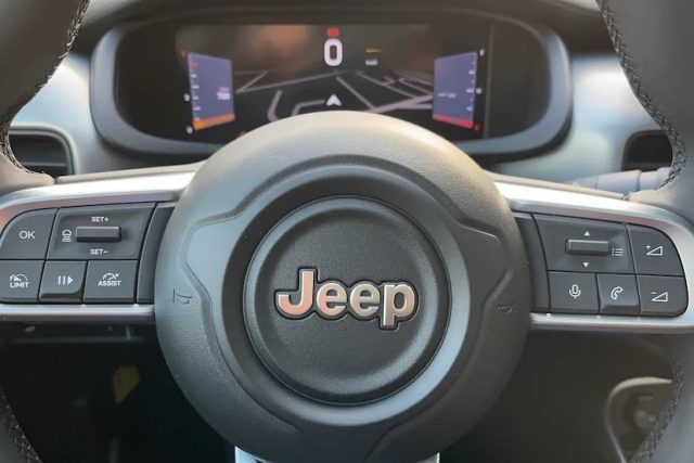 JEEP Avenger usata, con Climatizzatore