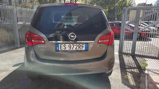 OPEL Meriva usata, con Autoradio