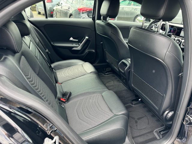MERCEDES-BENZ A 180 usata, con Interni in pelle