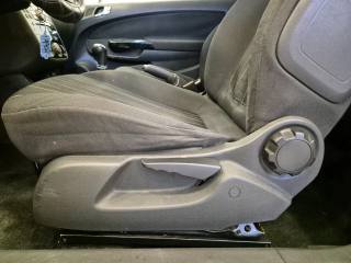 OPEL Corsa usata, con Kit antipanne
