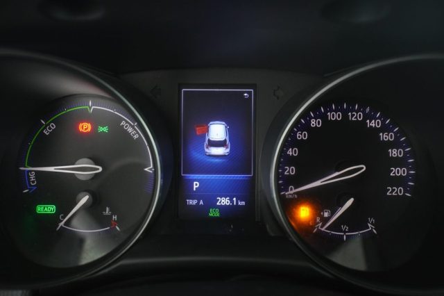 TOYOTA C-HR usata 6