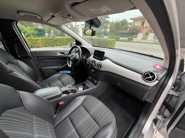 MERCEDES-BENZ B 180 usata, con Controllo trazione