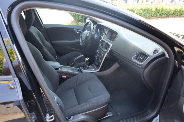 VOLVO V40 usata 98