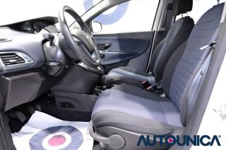 LANCIA Ypsilon usata, con Autoradio digitale
