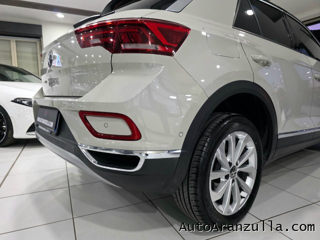 VOLKSWAGEN T-Roc usata, con Vivavoce