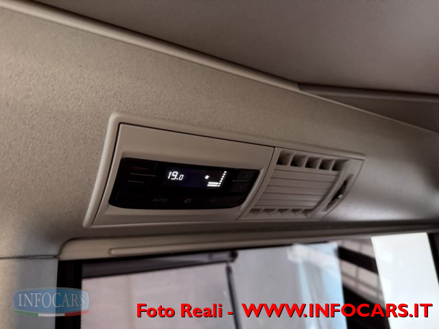 VOLKSWAGEN T6.1 usata, con Volante in pelle