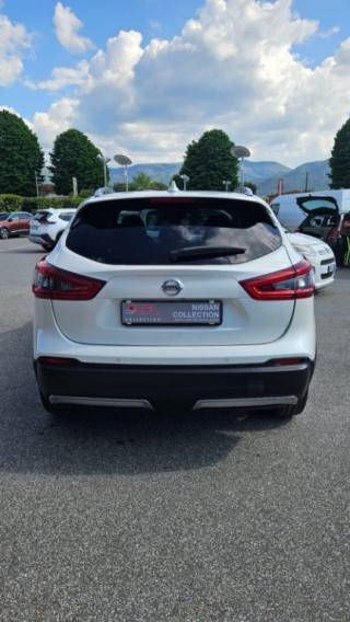 NISSAN Qashqai usata, con Autoradio