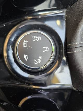 PEUGEOT 2008 usata, con Sensore di pioggia