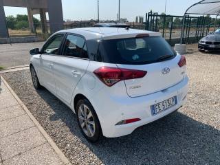 HYUNDAI i20 usata, con Airbag laterali