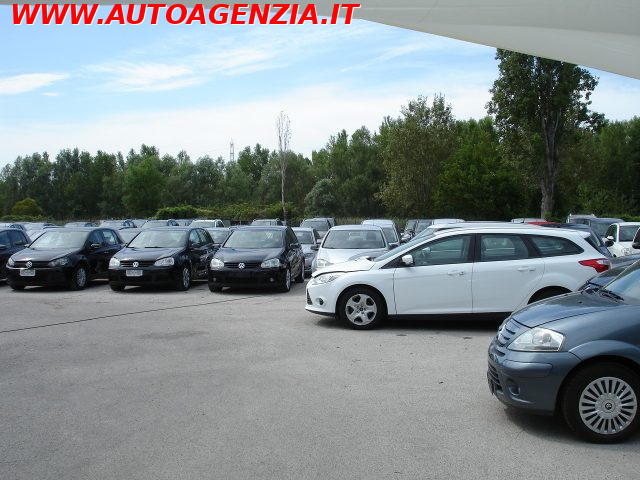VOLKSWAGEN Golf usata 18