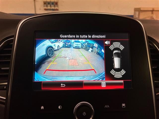 RENAULT Scenic usata, con Touch screen
