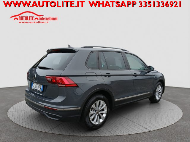 VOLKSWAGEN Tiguan usata, con Boardcomputer