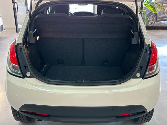 LANCIA Ypsilon usata, con Specchietti laterali elettrici