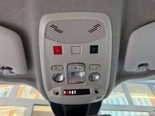 JEEP Avenger usata, con Sedile posteriore sdoppiato