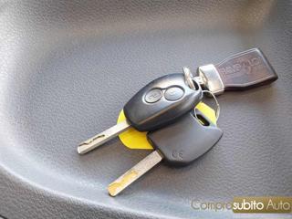 RENAULT Modus usata 19