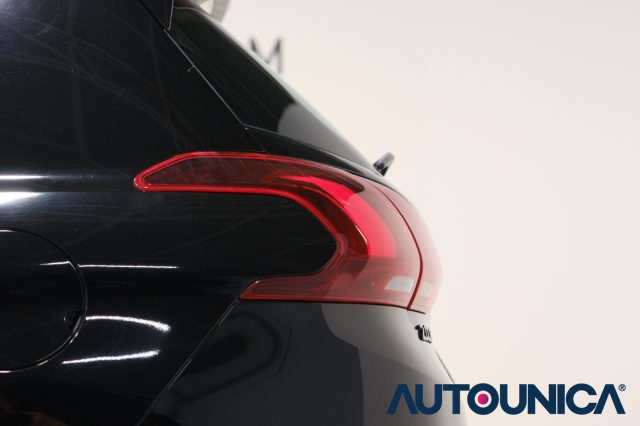 PEUGEOT 2008 usata 36