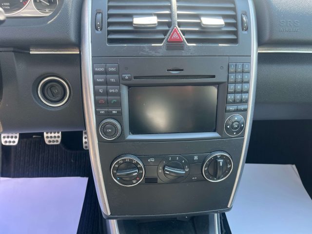 MERCEDES-BENZ B 200 usata, con Chiusura centralizzata
