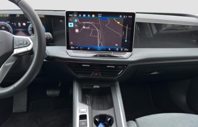 VOLKSWAGEN Passat usata, con ESP
