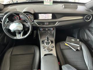 ALFA ROMEO Stelvio usata, con Fari Xenon