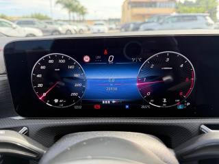 MERCEDES-BENZ CLA 200 usata, con Tettuccio apribile