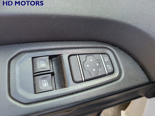 RENAULT Trafic usata, con USB