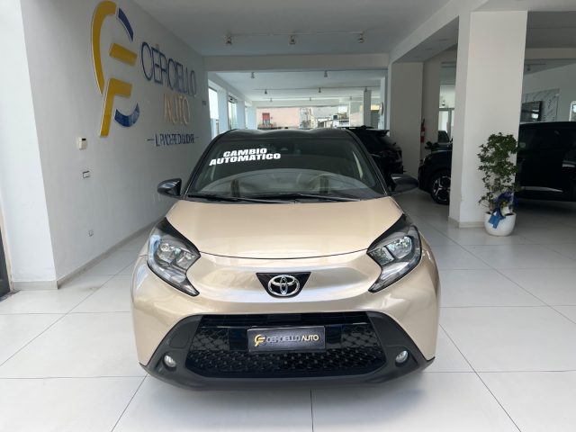 TOYOTA Aygo X usata, con Autoradio
