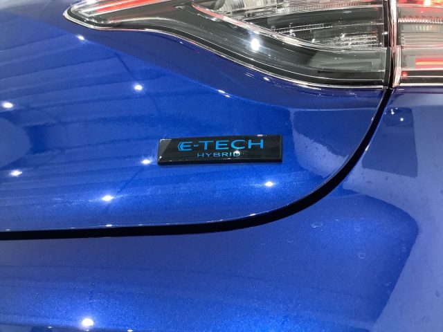 RENAULT Clio usata, con Telecamera per parcheggio assistito