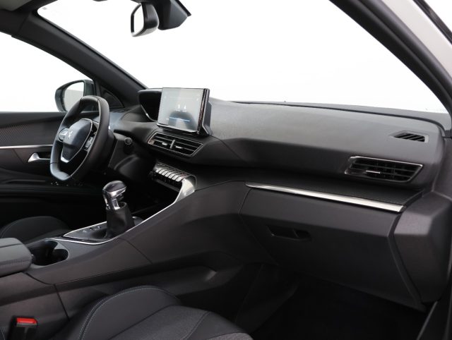 PEUGEOT 3008 usata, con Sistema di navigazione