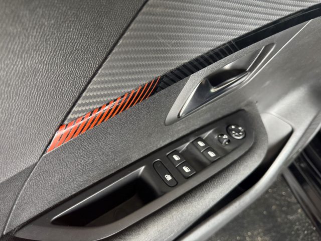 PEUGEOT 208 usata, con Sensori di parcheggio posteriori
