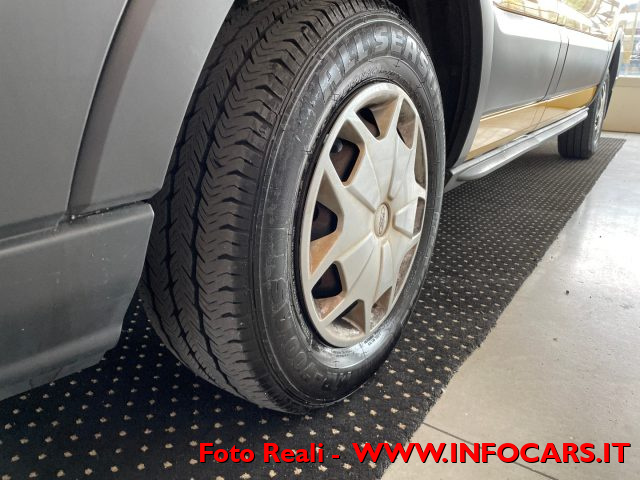 FORD Transit usata, con Volante multifunzione