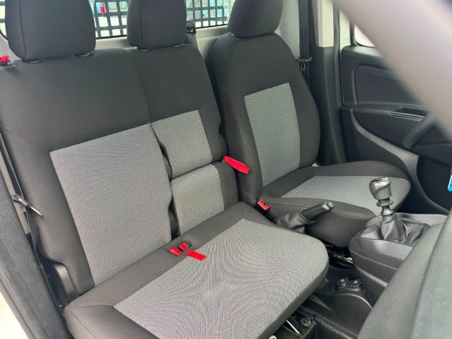 FIAT Doblo usata, con USB