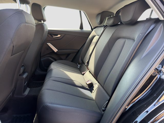 AUDI Q2 usata 10