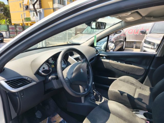 PEUGEOT 207 usata, con Autoradio